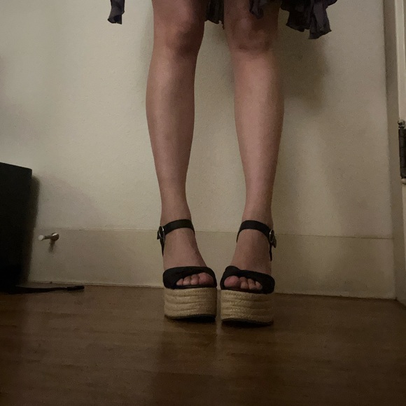 Margreth Sandal - Picture 2 of 6